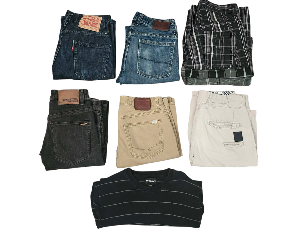 Lot de 9 vêtements pour homme gr.28/small